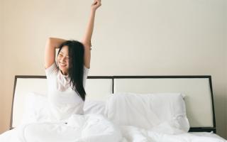 3 điều thức dậy vào buổi sáng không nên làm để có sức khỏe tốt