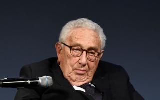 Cựu Ngoại trưởng Mỹ Kissinger nêu đề xuất hòa bình cho chiến sự Nga