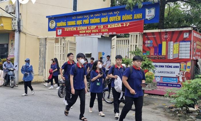 Sở GDĐT Hà Nội nói gì vụ học sinh bất ngờ bị trường dừng đào tạo