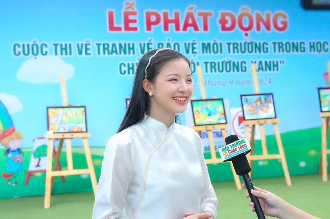 THU HÀ LÀM BAN GIÁM KHẢO TẠI CUỘC THI VẼ TRANH “NGÔI TRƯỜNG XANH”: LAN TỎA Ý THỨC BẢO VỆ MÔI TRƯỜNG TỪ TRONG TIỀM THỨC TRẺ THƠ
