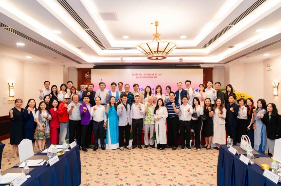 LƯU BÍCH PHƯỢNG ĐỒNG HÀNH TẠI TỌA ĐÀM CẤP CAO: THÁO GỠ NÚT THẮT CƠ CHẾ, KIẾN TẠO TƯƠNG LAI CHO CÔNG NGHIỆP ÂM NHẠC VÀ SÁNG TẠO